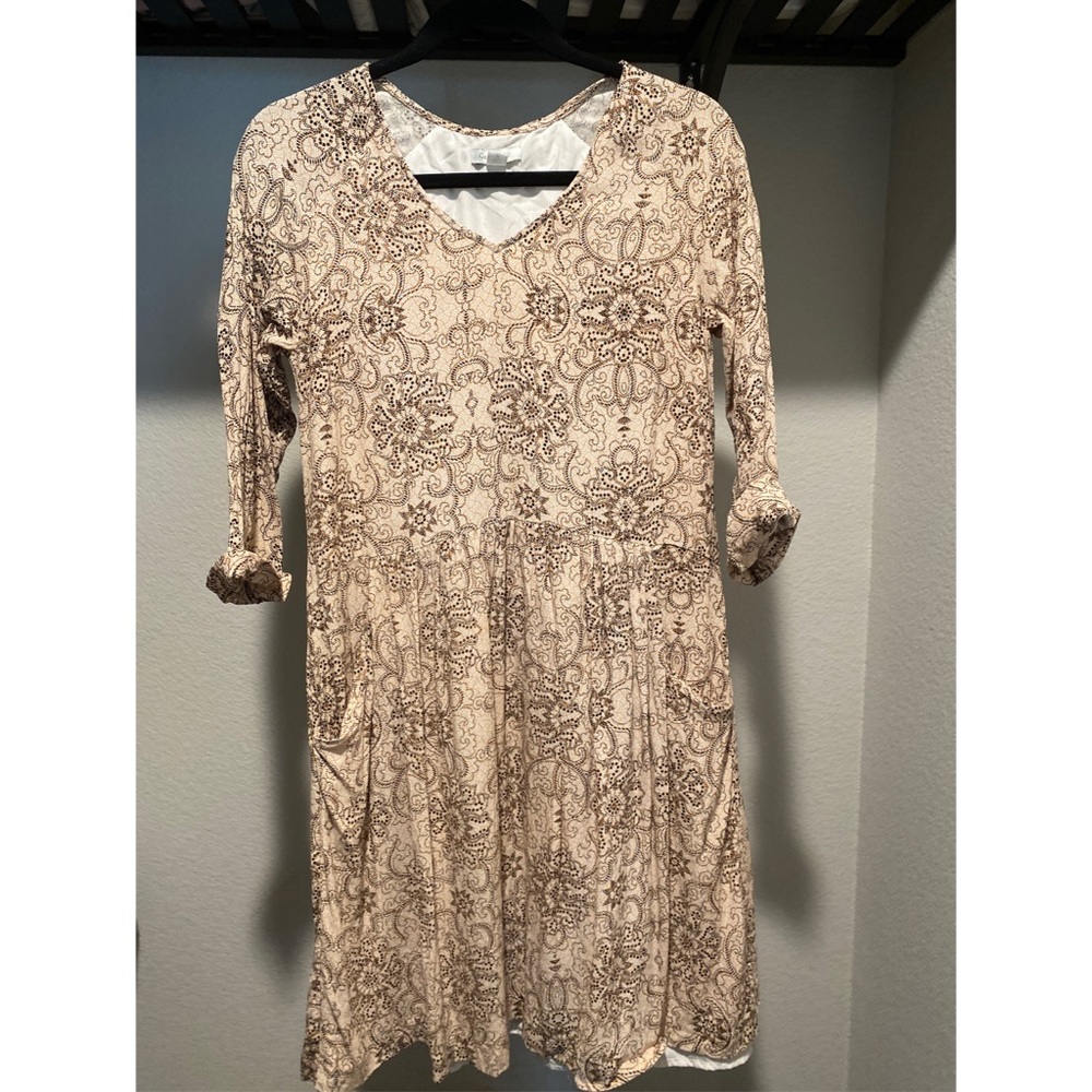 Garnet hill mid sleeve floral pocket dress vneck line